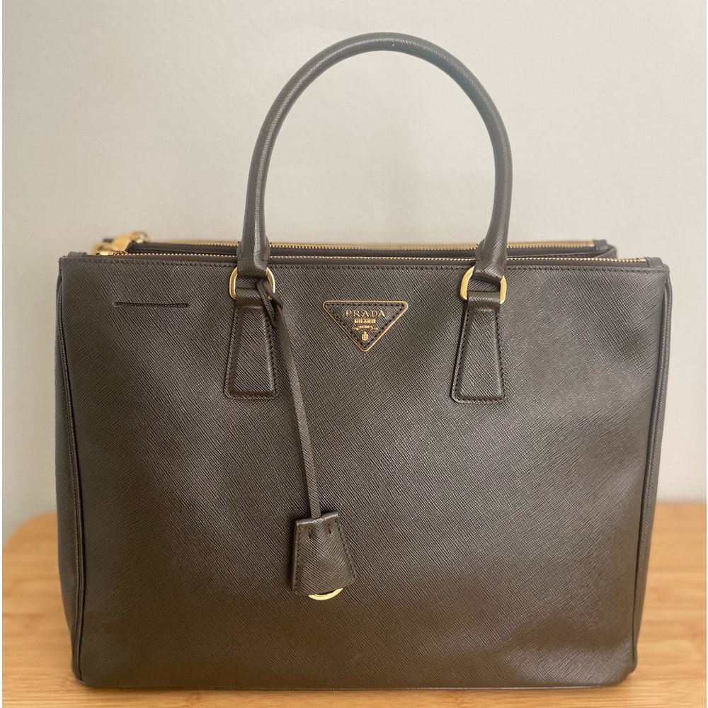 PRADA Saffiano Large Galleria Double Zip Tote Military Green